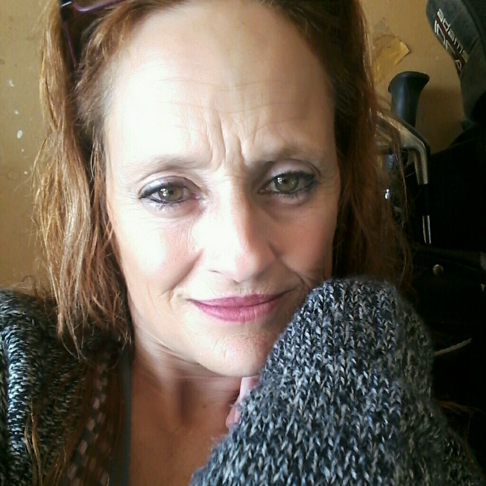 Meet your Posher, Cynthia